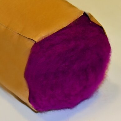 Lithuanian Carded wool,Color - bright lilac, 27 - 32 mik.