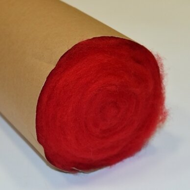 Lithuanian carded wool Color - red, 27 - 32 mik.