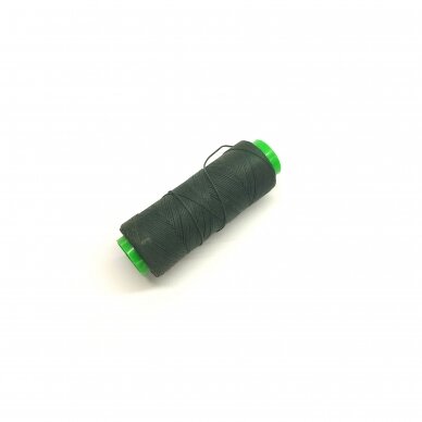 Waxed thread. Color - green. In pack for 100 meters. (Kopija)