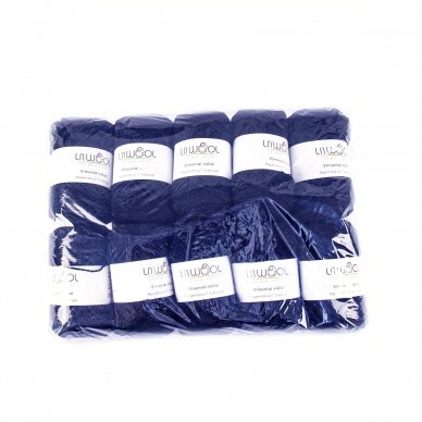 Wool yarn balls 10 balls of 100g. ± 5g. Color - dark blue. 100% wool.