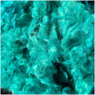 Wensleydale sheep wool curls. Colour signal green. 10g.